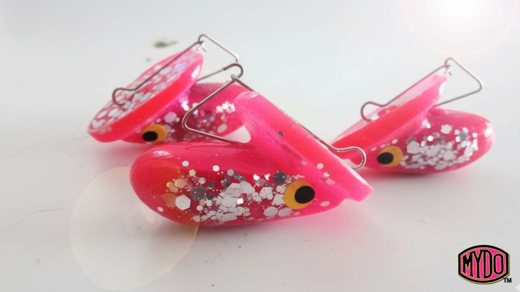 These things make changing bait super-easy. Just pre-prepare a bunch of baits ready-rigged with cotton on droppers, and then as the bite hots up, simply swop out bait-by-bait as you need.